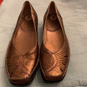 Romika Bronze Metallic Leather Shoe